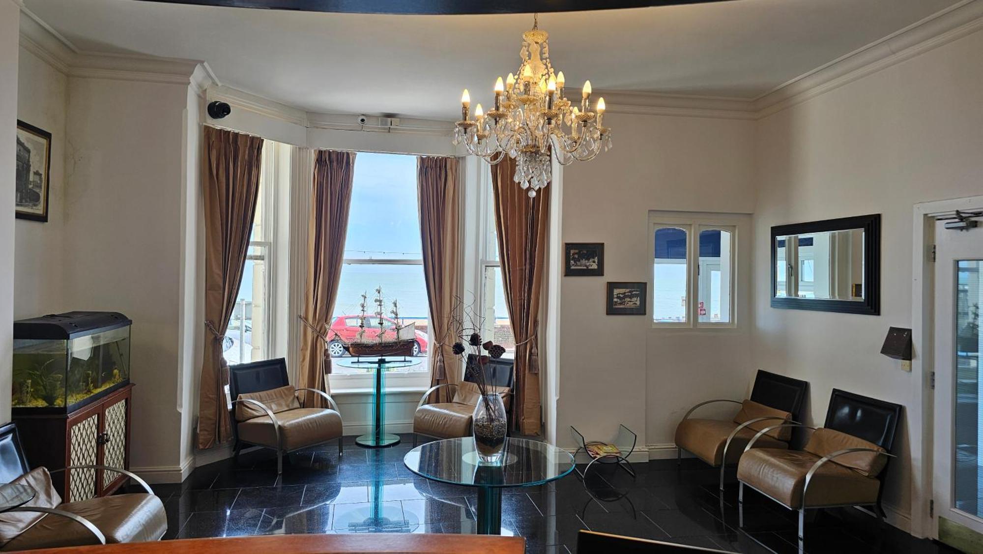The Strand Hotel Ήστμπορν Εξωτερικό φωτογραφία