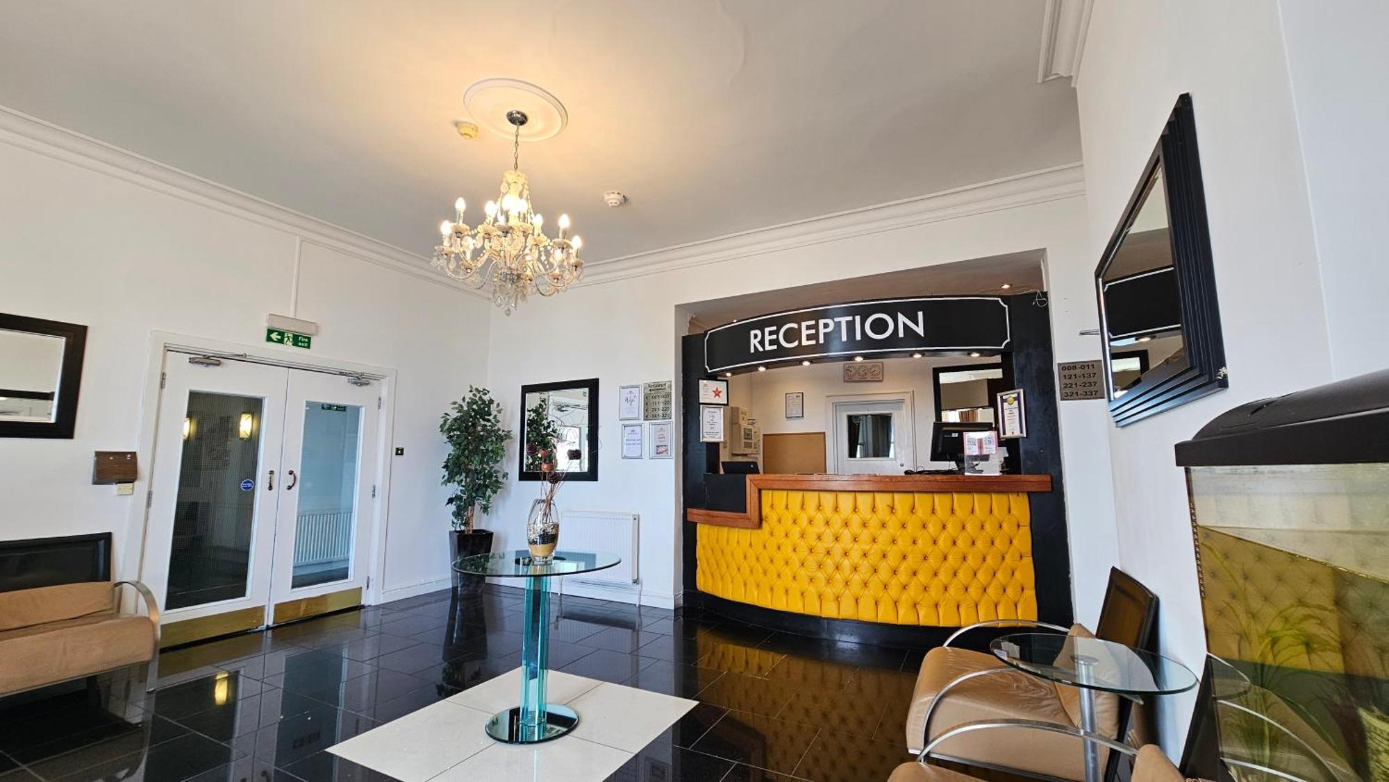 The Strand Hotel Ήστμπορν Εξωτερικό φωτογραφία